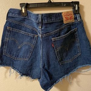 501 Levi shorts